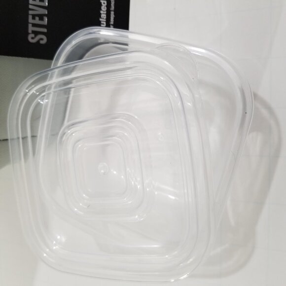 Steve Madden brand lunch bag/tote with small clear container with lid inside. - Picture 13 of 16